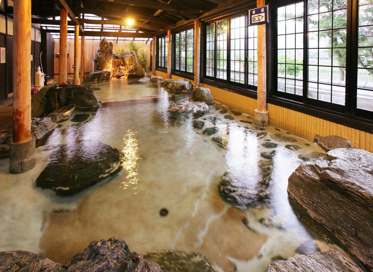 Hotel Hanageshiki Ukiha Buitenkant foto